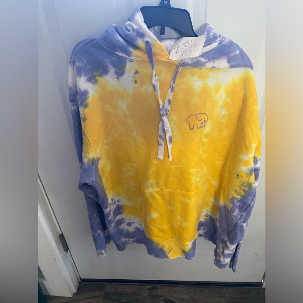 Ivory Ella Tie Dye Hooded Sweatshirt. Size XL